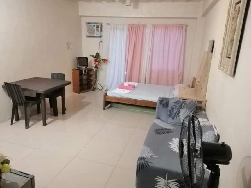 Your City•Home Apartment Paranaque City Exterior foto